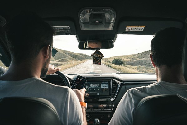 Cabriolets et Voyages : Sont-Ils Vraiment Compagnons Idéaux ?